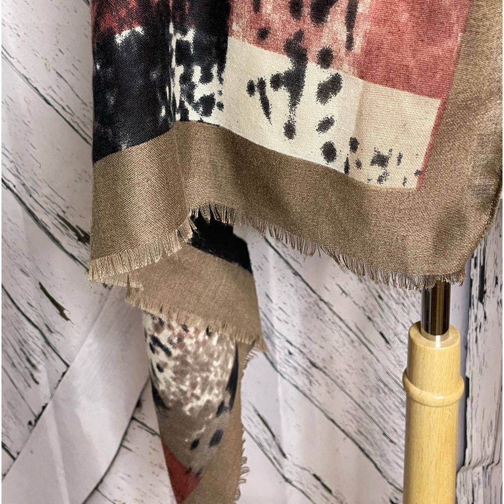 Tom & Eva Scarf / Wrap Multi-Pattern - Picture 3 of 5